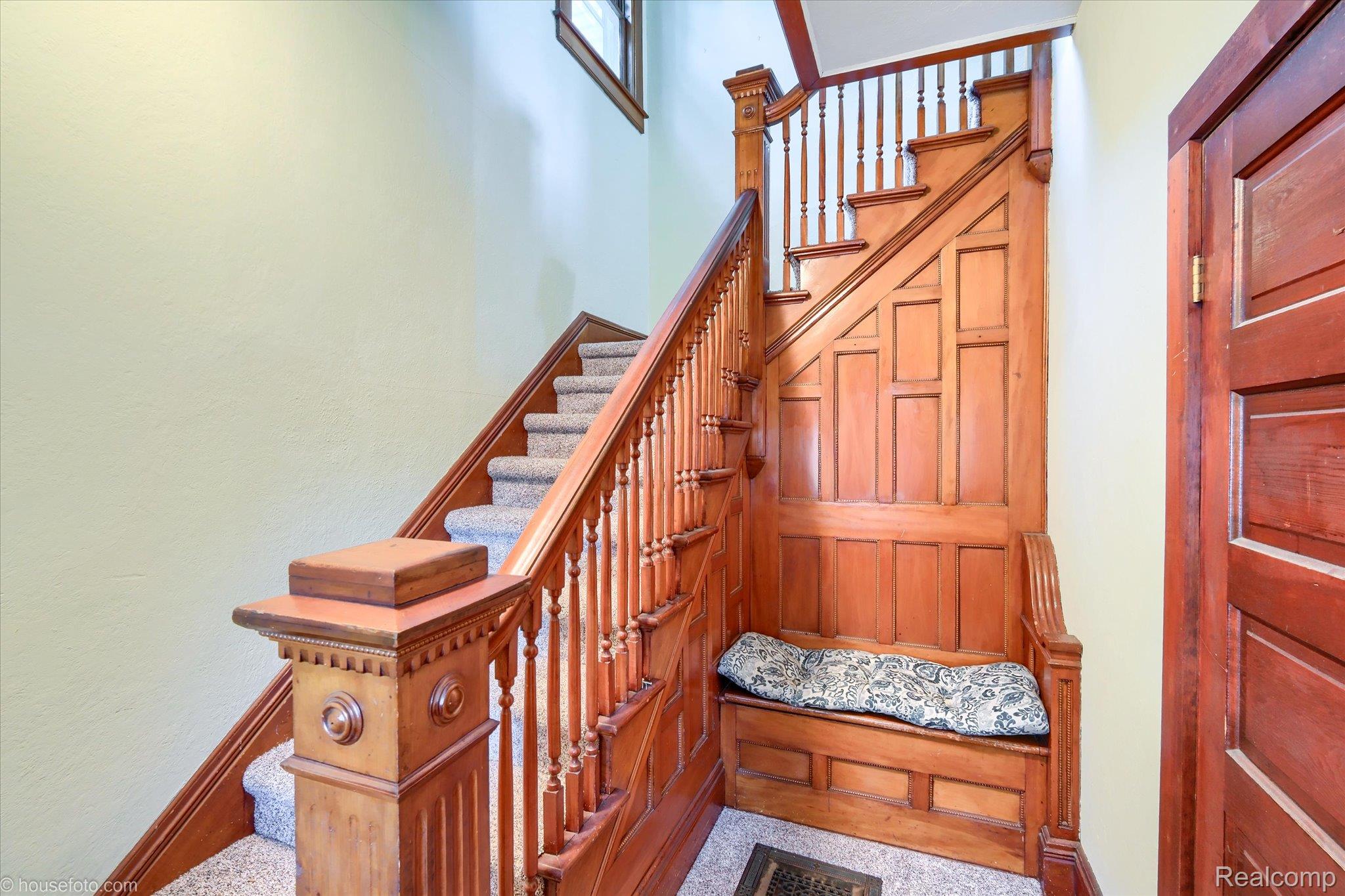 1340 W Genesee Street