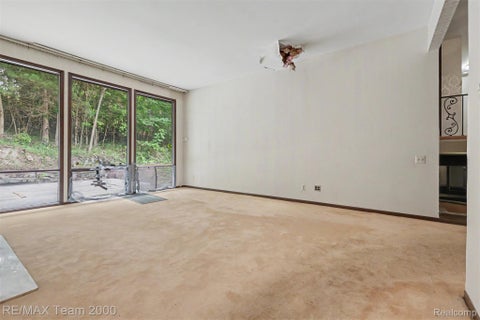 Tiny photo for 3030 Bloomfield Park Drive, West Bloomfield Charter Township, MI 48323 (MLS # 20261067190)