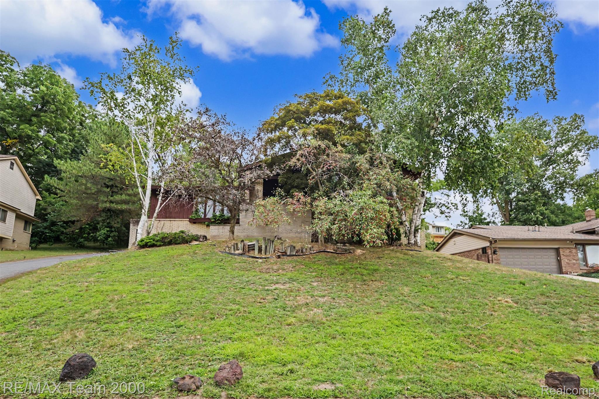 3030 Bloomfield Park Drive