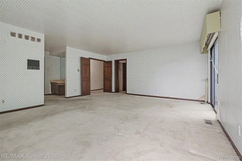 Tiny photo for 3030 Bloomfield Park Drive, West Bloomfield Charter Township, MI 48323 (MLS # 20261067190)