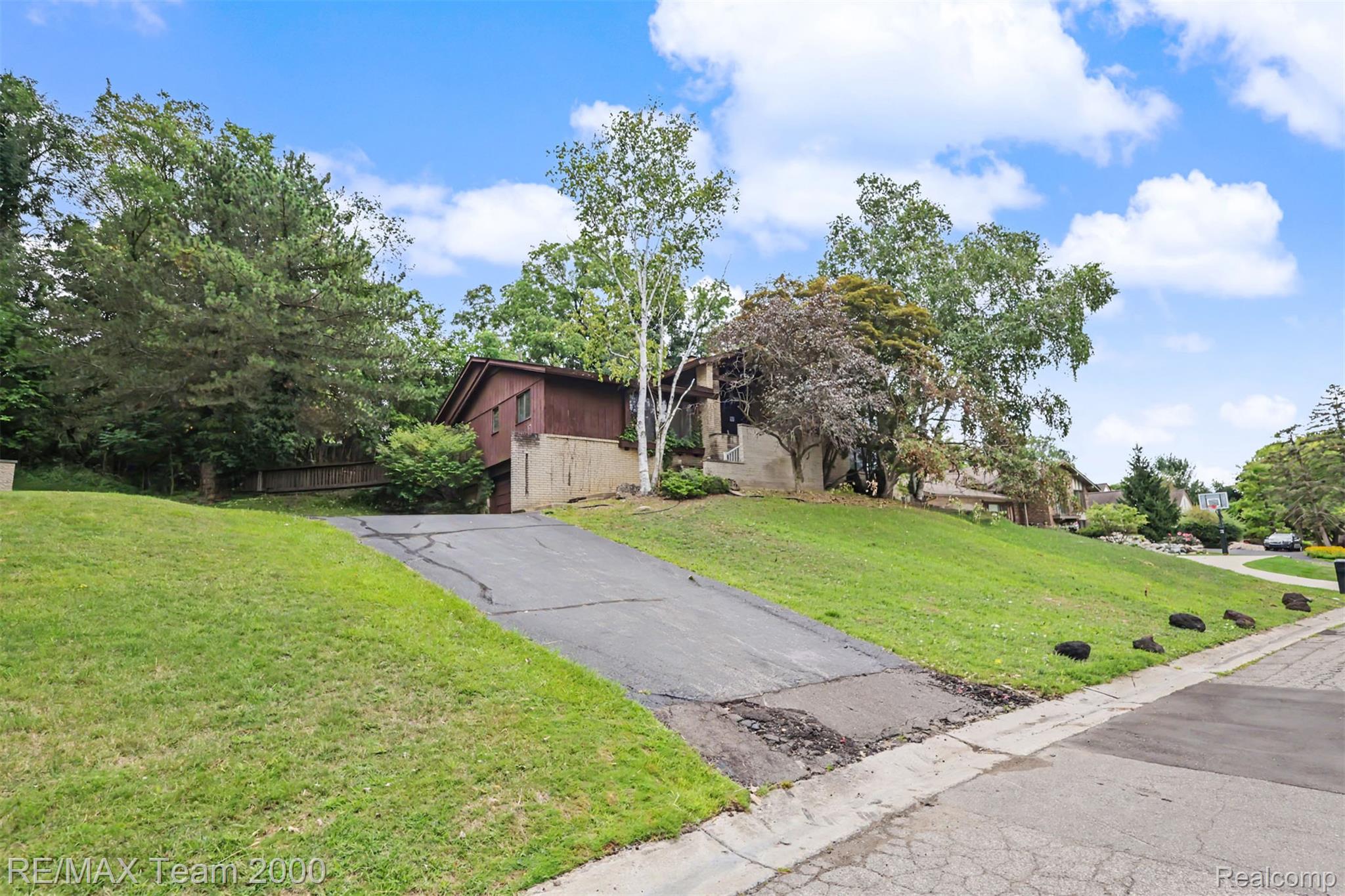 3030 Bloomfield Park Drive