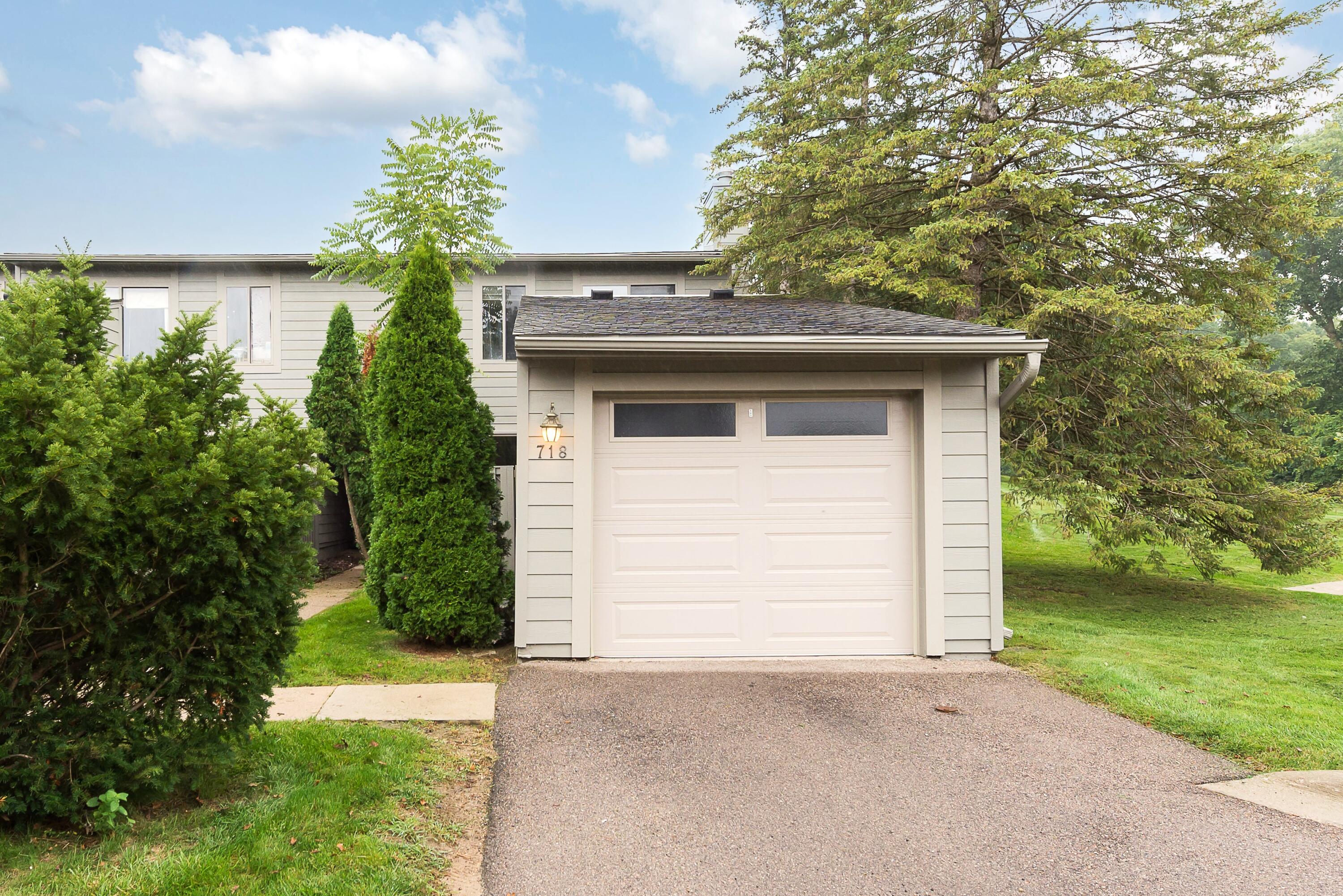 718 Watersedge Drive
