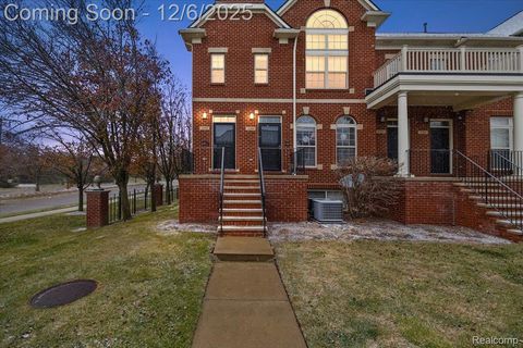 3293 Newbury Place 28 Troy City MI 48084