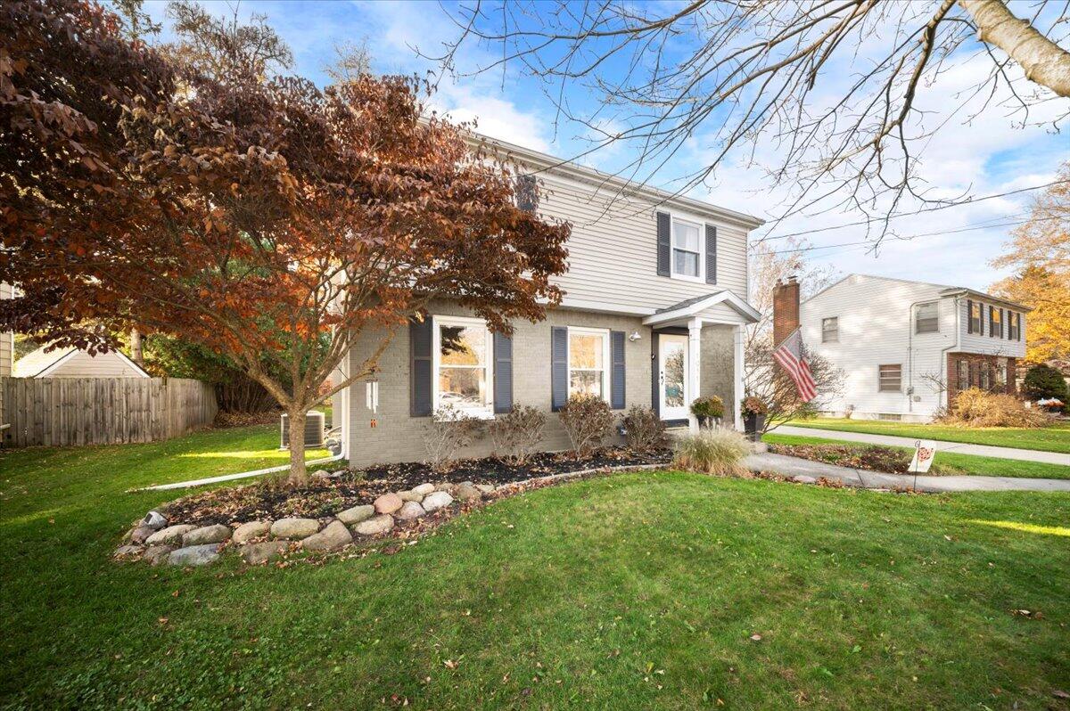 1951 Millbrook Street SE