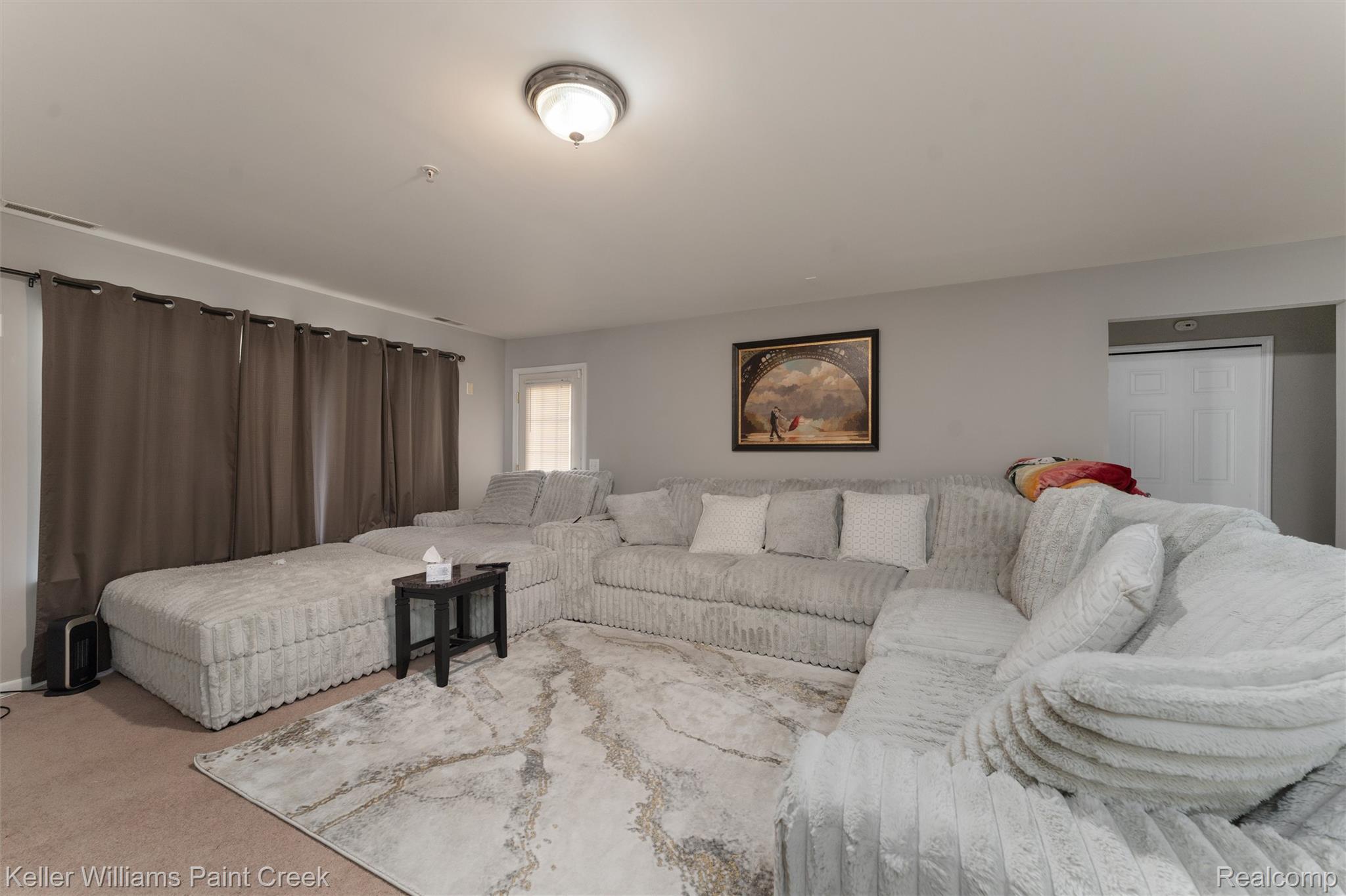 45542 Hidden View Court