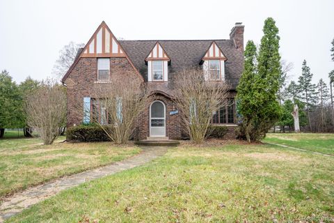 26470 Meadowood Court S Lathrup Village City MI 48076