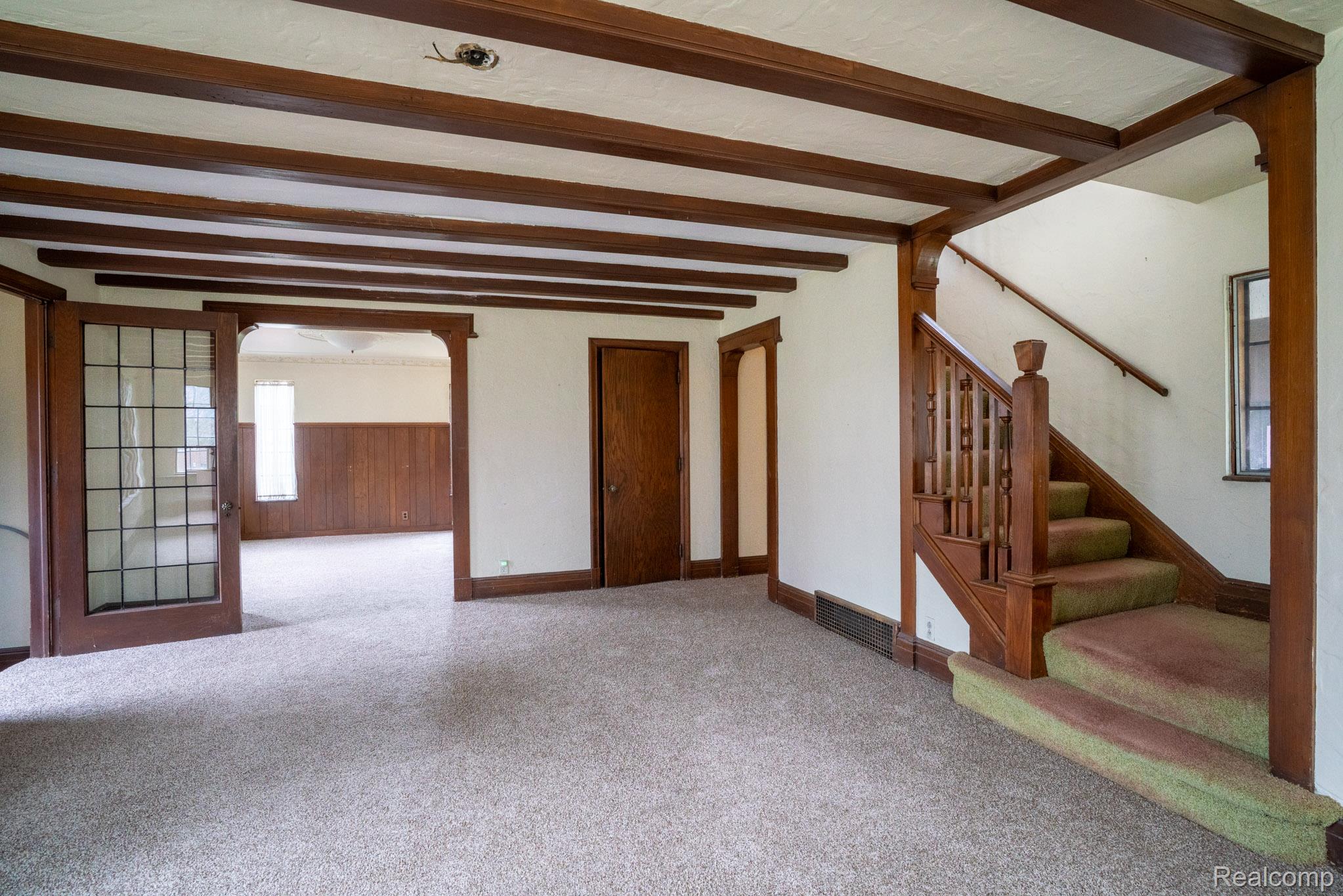 26470 Meadowood Court S