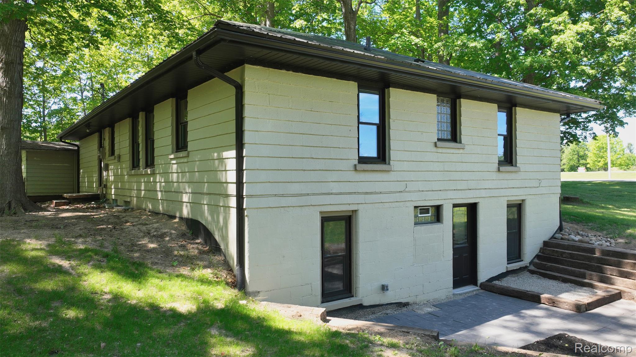 1351 Cedar Court