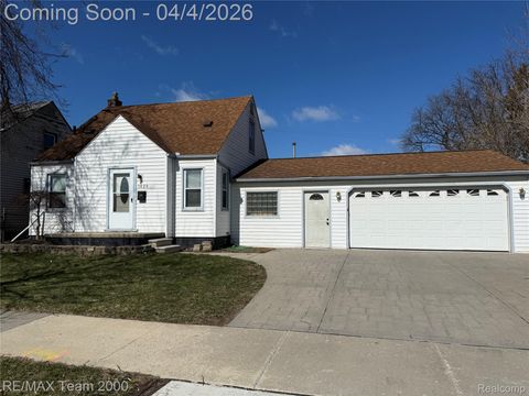 1620 Pingree Avenue Lincoln Park City MI 48146