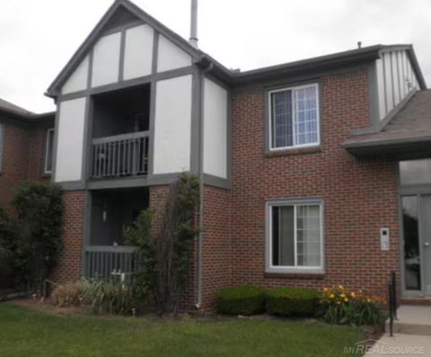 15530 Ashley Court Macomb Township MI 48044