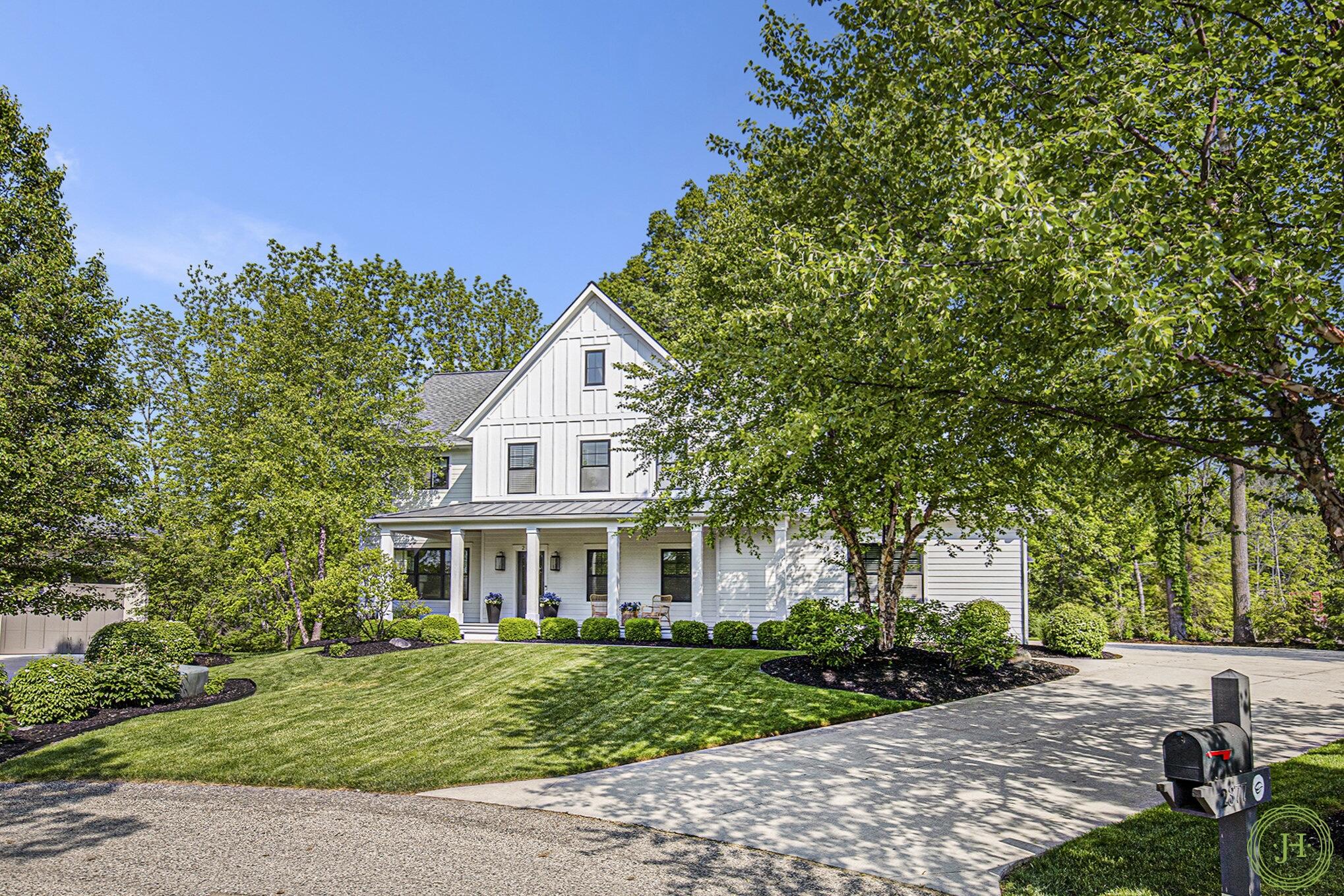 2377 Lake Birch Court NE