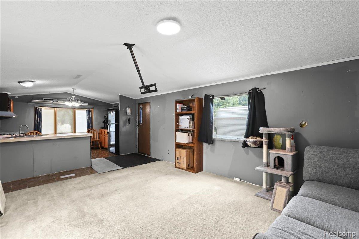 351 N. Squirrel Road Lot 68