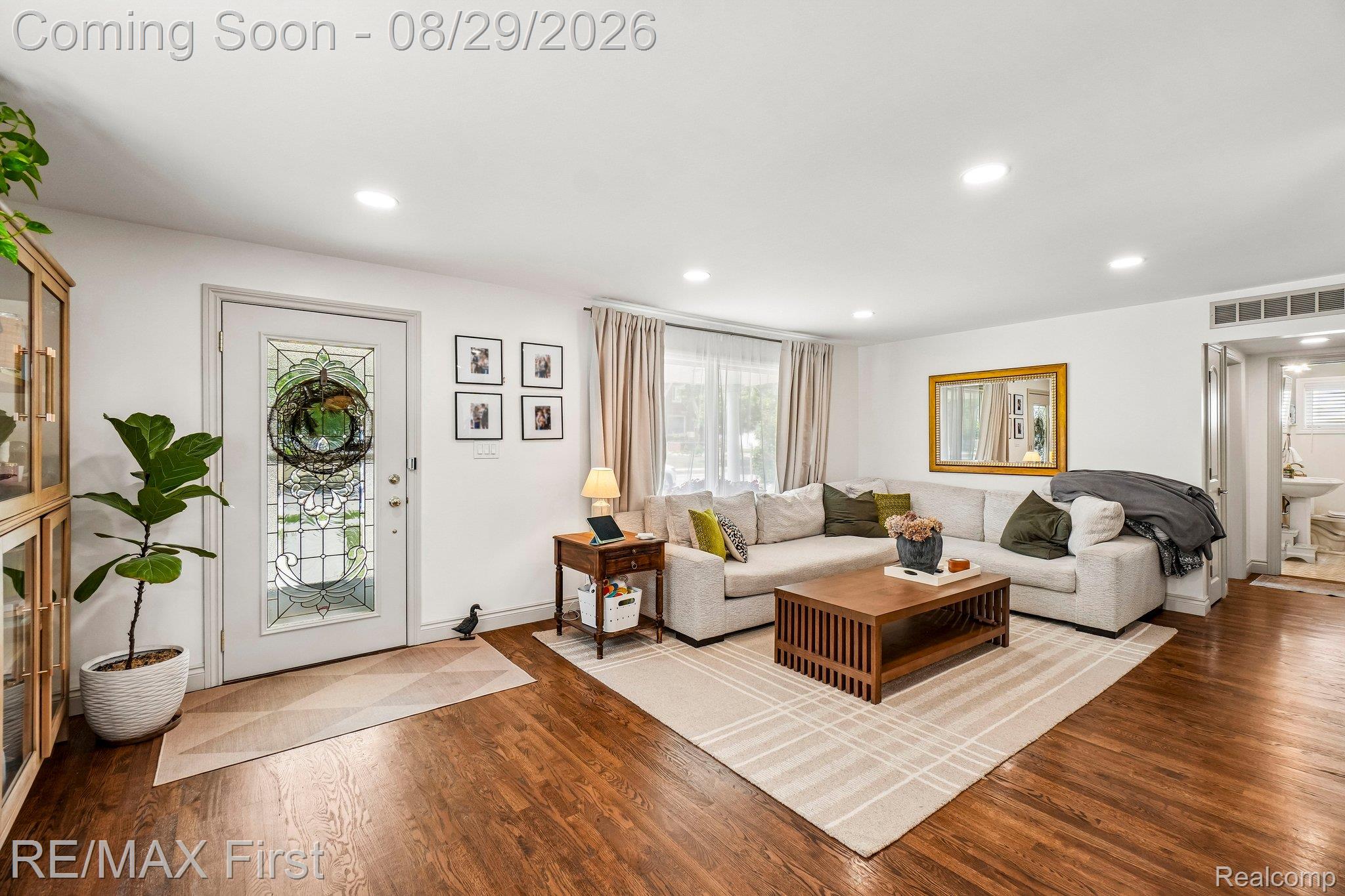 3202 Prairie Avenue