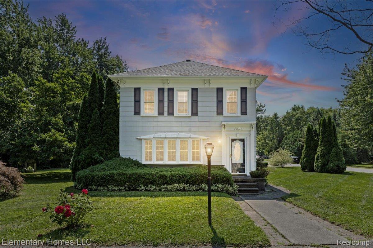 10877 Mechanic Street