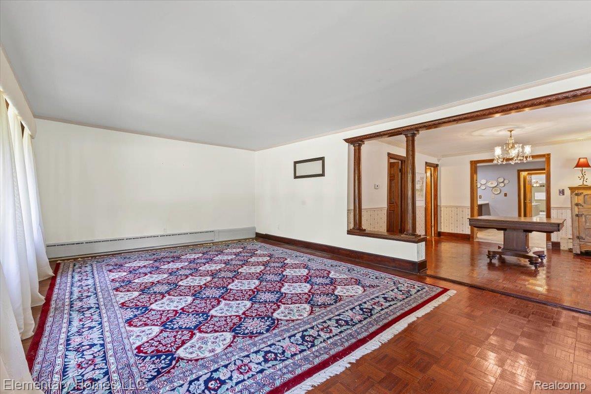 10877 Mechanic Street