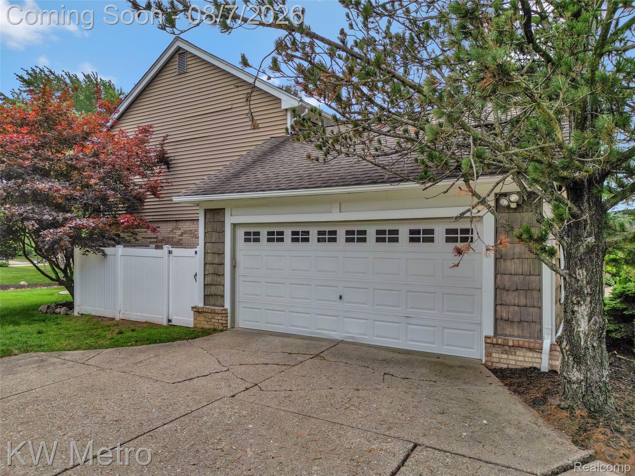 1197 Kinlock Drive