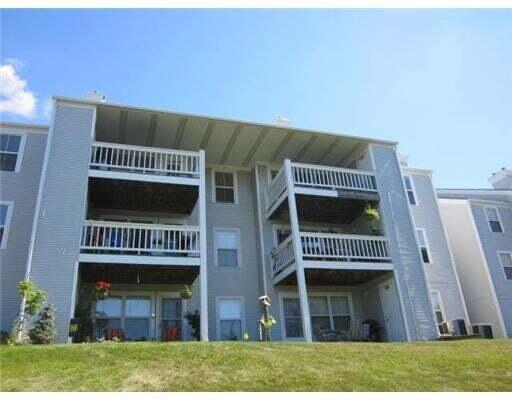 123 Fieldcrest 303