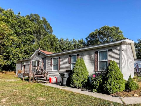 167 N River Drive Village Of Clarkston City MI 48346