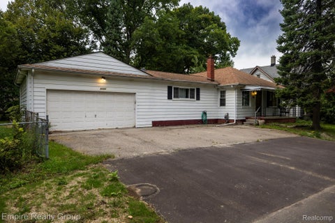 Photo for 21331 Collingham Avenue