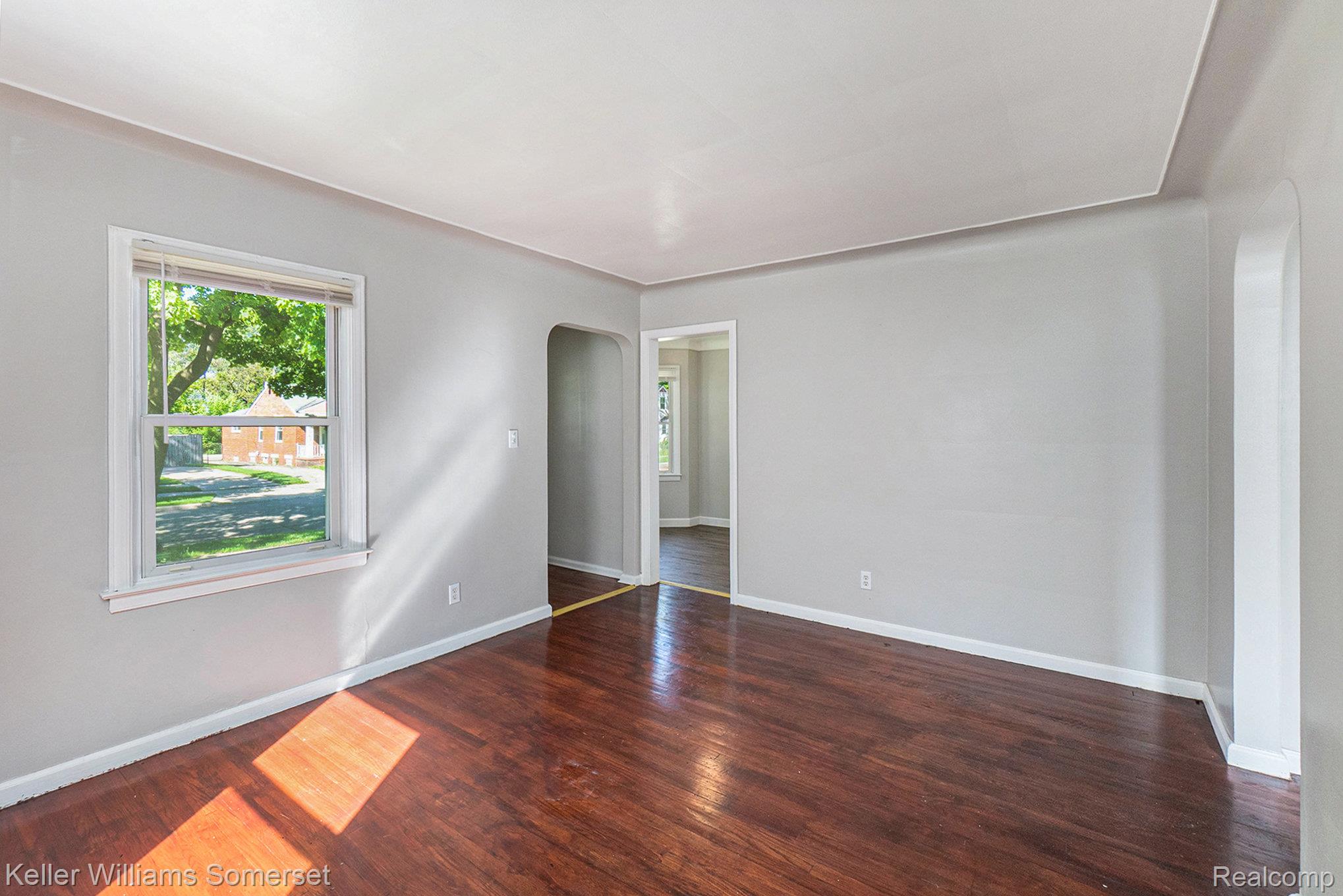 19446 Washtenaw Street