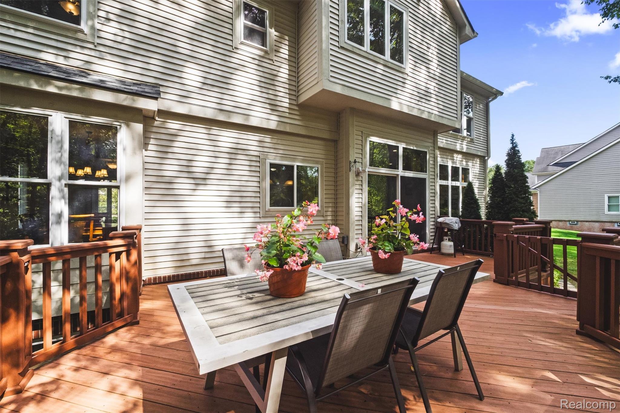 6404 Pennington Drive