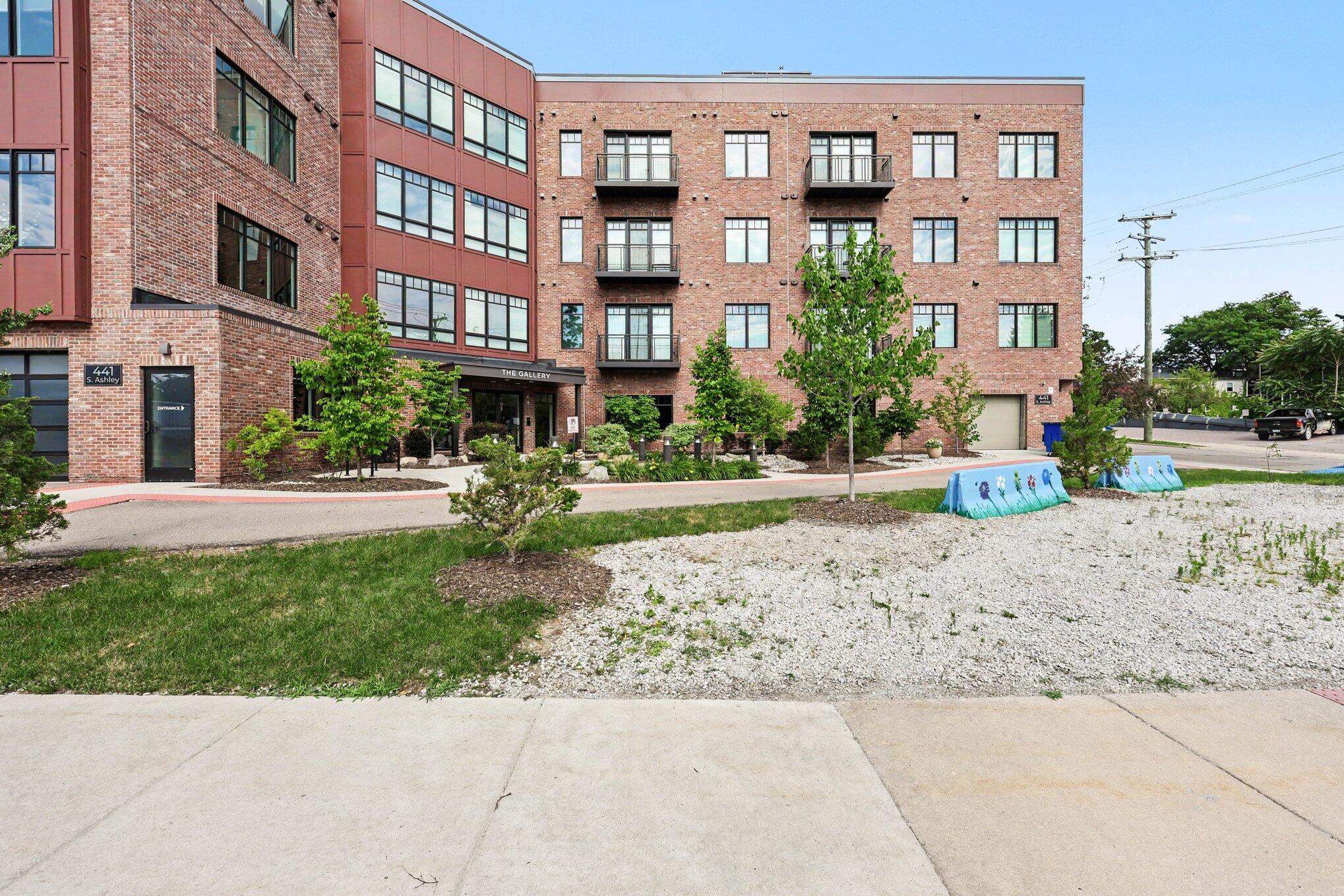 441 S Ashley Street 401
