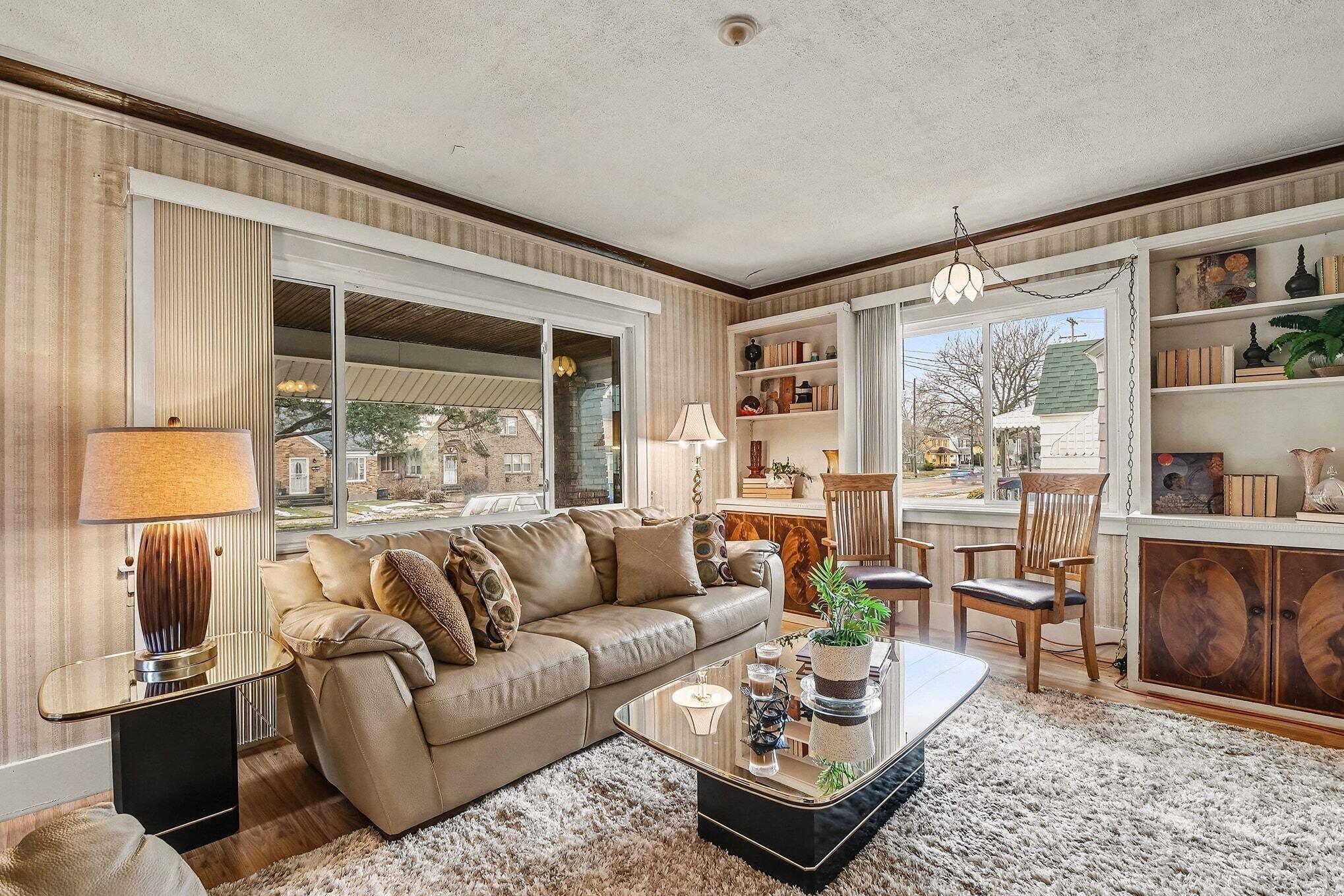 1025 Burton Street SE