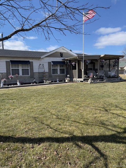 4733 ELM Street Frenchtown Township MI 48166