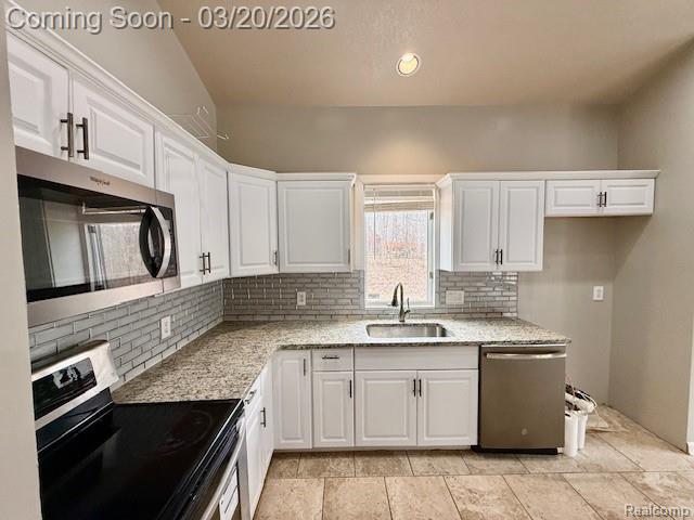 10452 E Maple Avenue