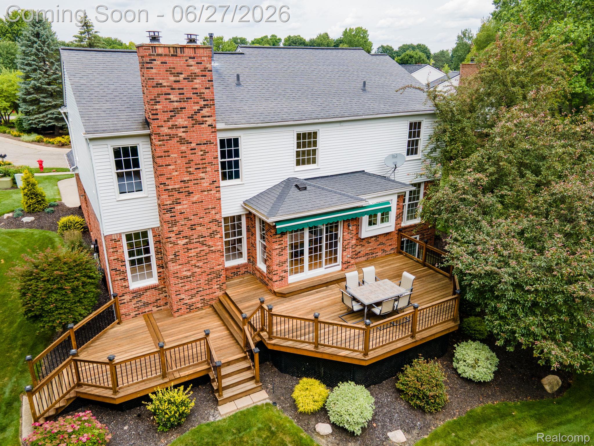 3715 Rolling Hills Court