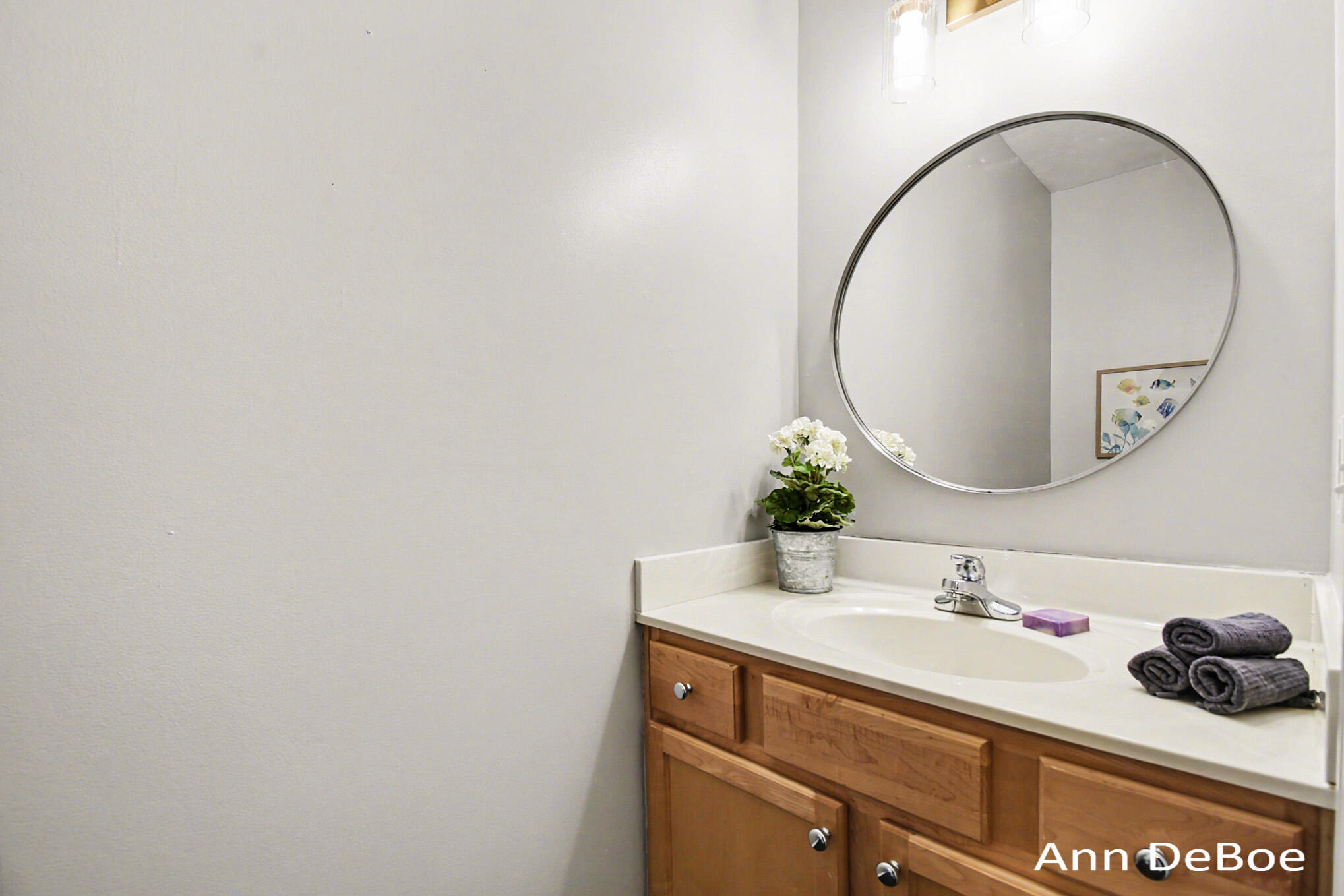 5957 E Lyn Haven Drive SE