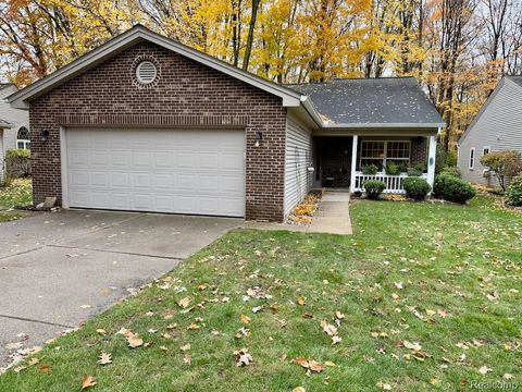 39353 Armstrong Lane Westland City MI 48185
