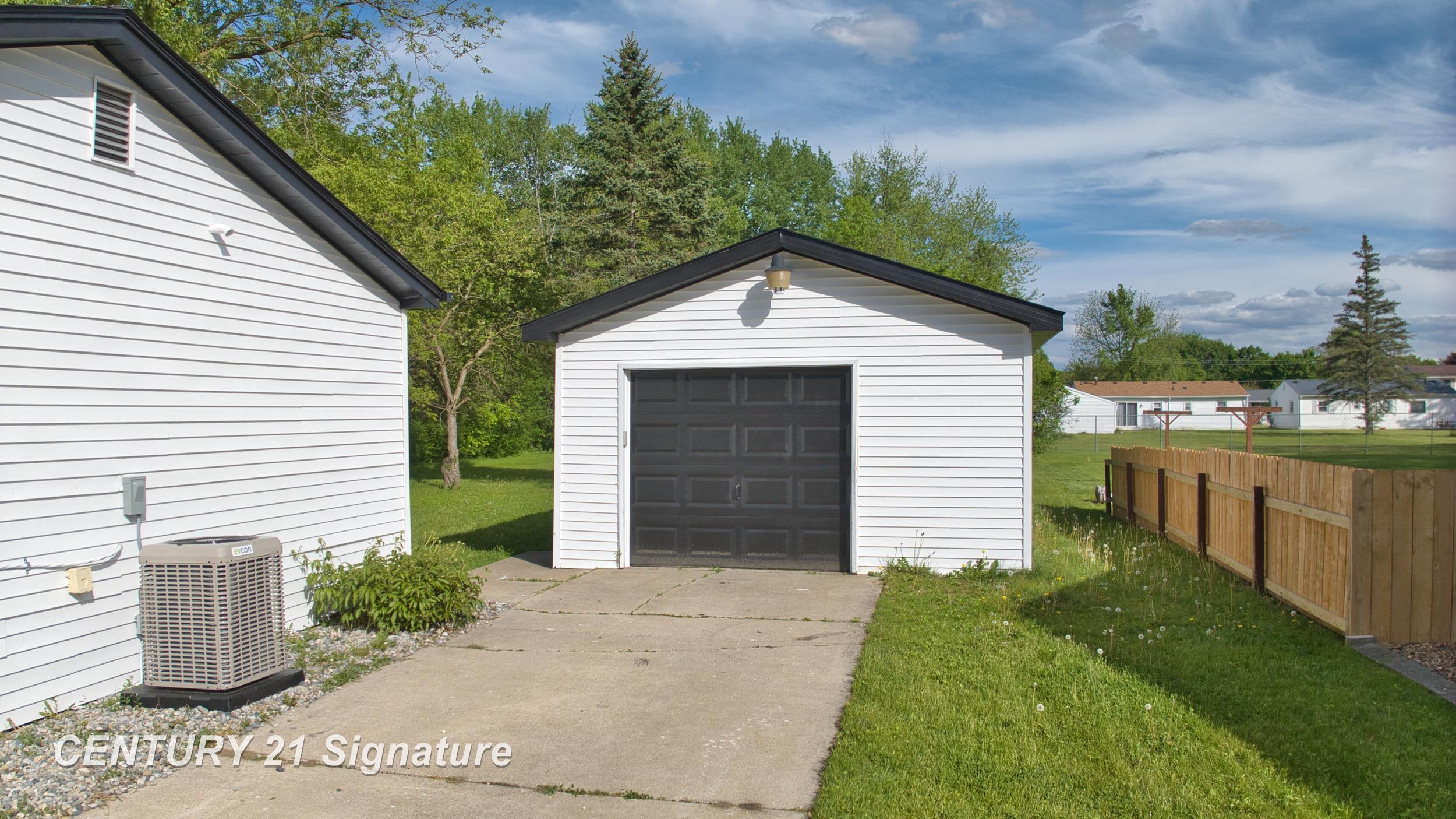 1245 E Outer Drive
