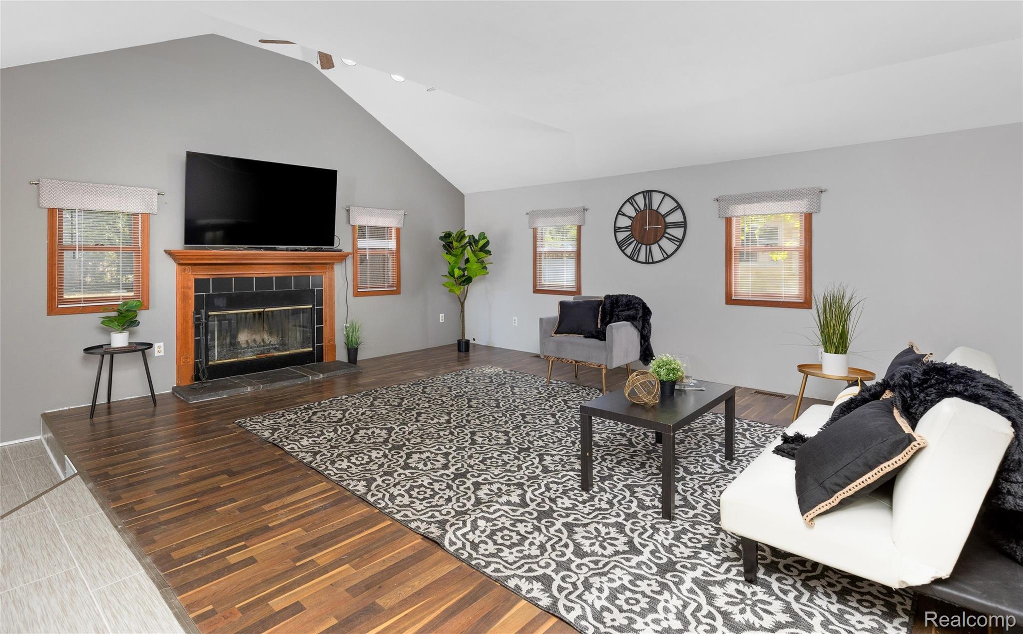 21326 Flanders Street