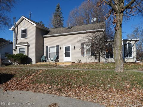 225 South Street Fowlerville Village MI 48836