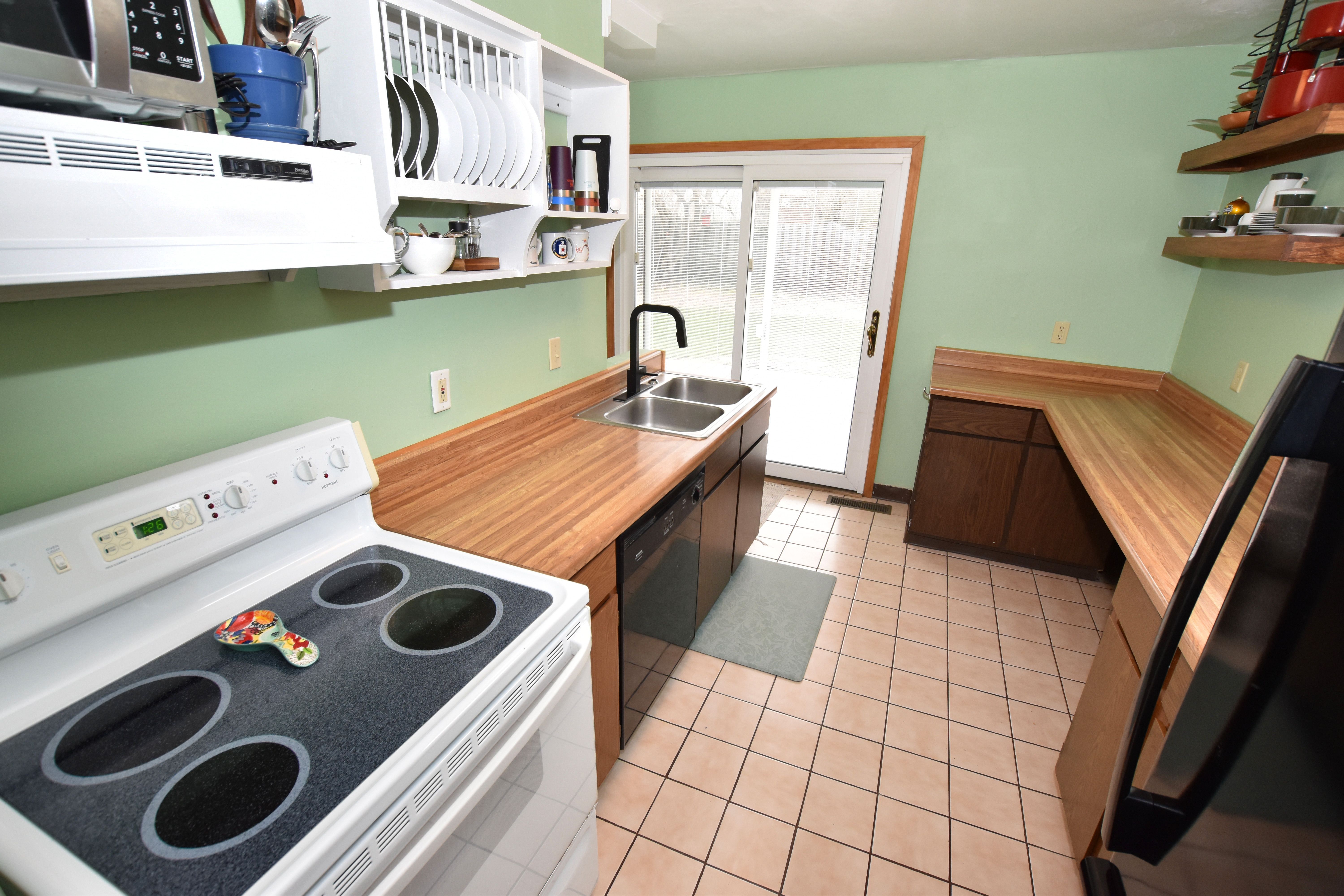 877 STARWICK Drive