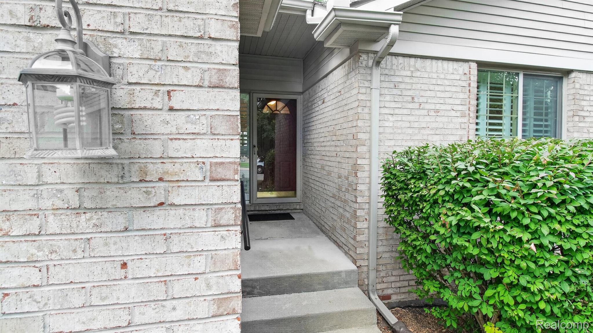 22240 Quail Run Circle 1