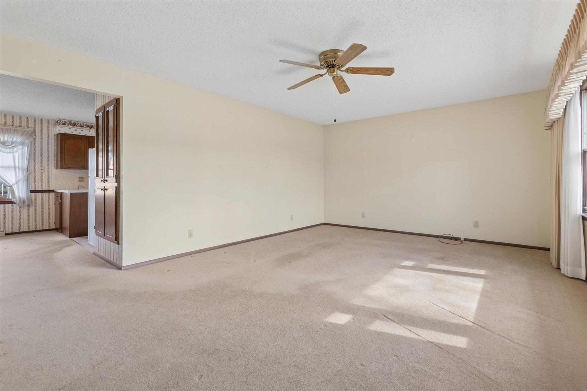 565 E Rockey Weed Road