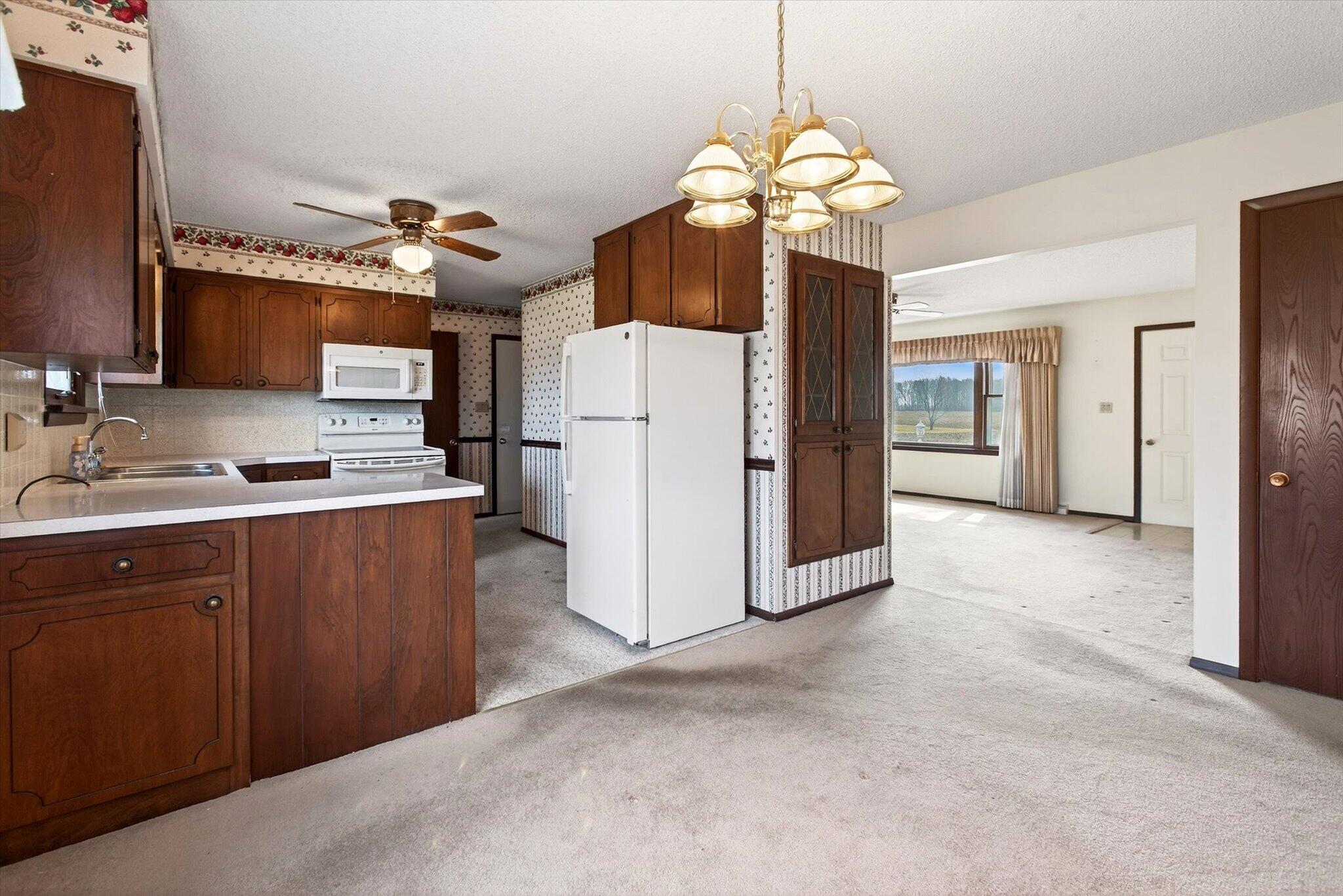 565 E Rockey Weed Road