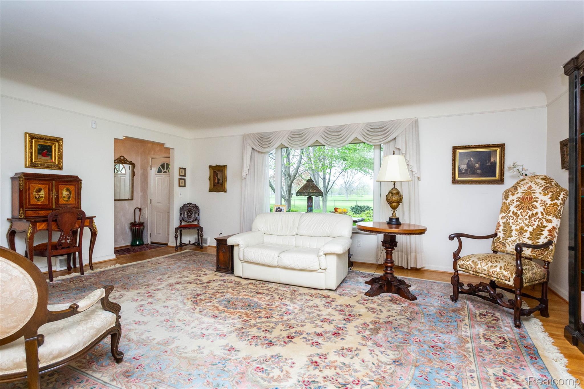 Grosse Pointe Woods City, Michigan 48236, United States, 3 Bedrooms Bedrooms, ,3 BathroomsBathrooms,Residential,Active,135849