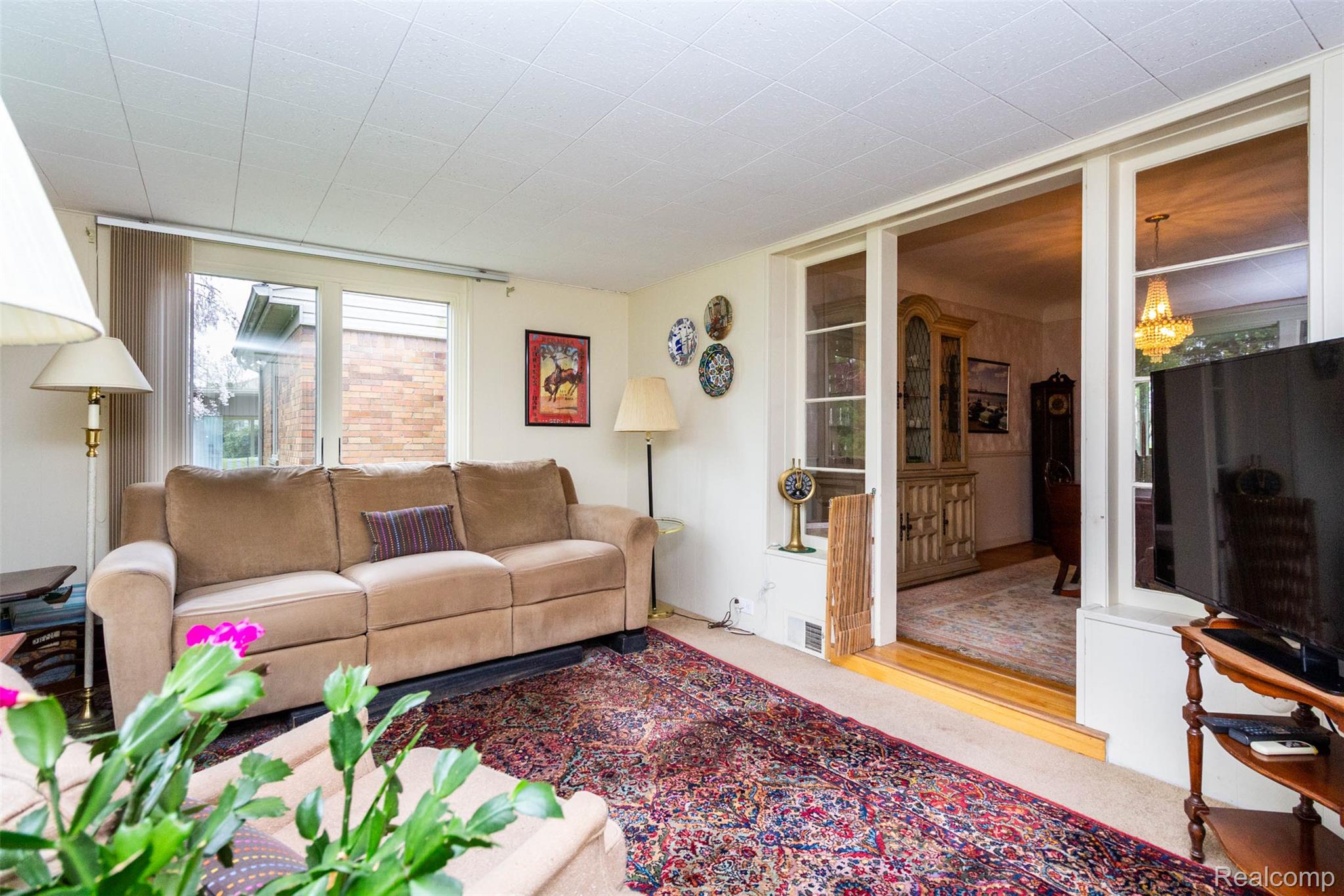 Grosse Pointe Woods City, Michigan 48236, United States, 3 Bedrooms Bedrooms, ,3 BathroomsBathrooms,Residential,Active,135849