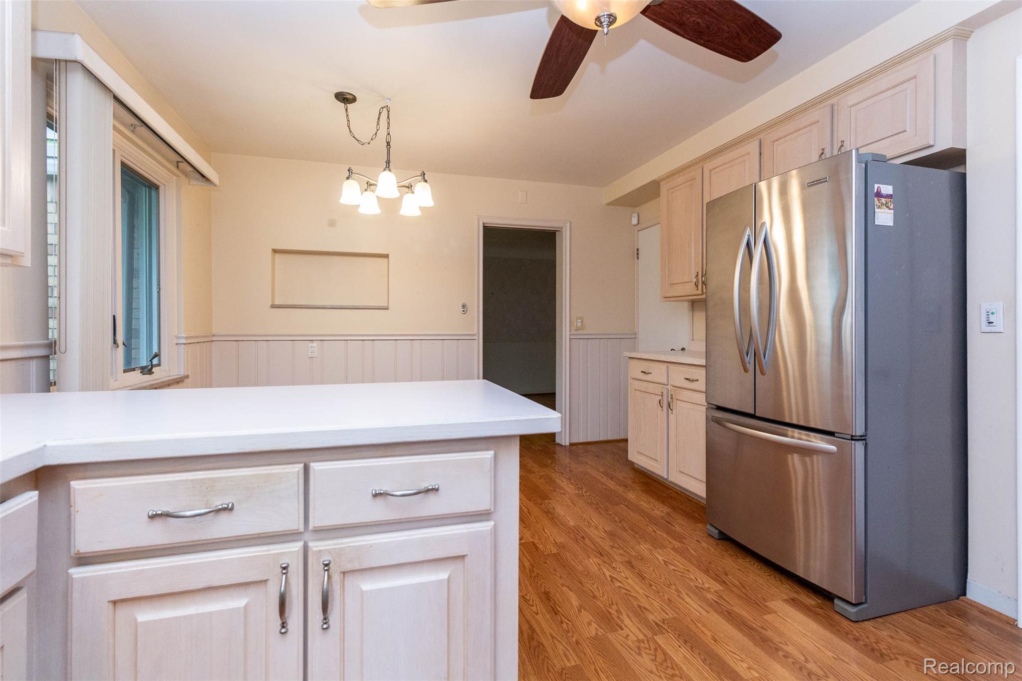 Grosse Pointe Woods City, Michigan 48236, United States, 3 Bedrooms Bedrooms, ,3 BathroomsBathrooms,Residential,Active,135849