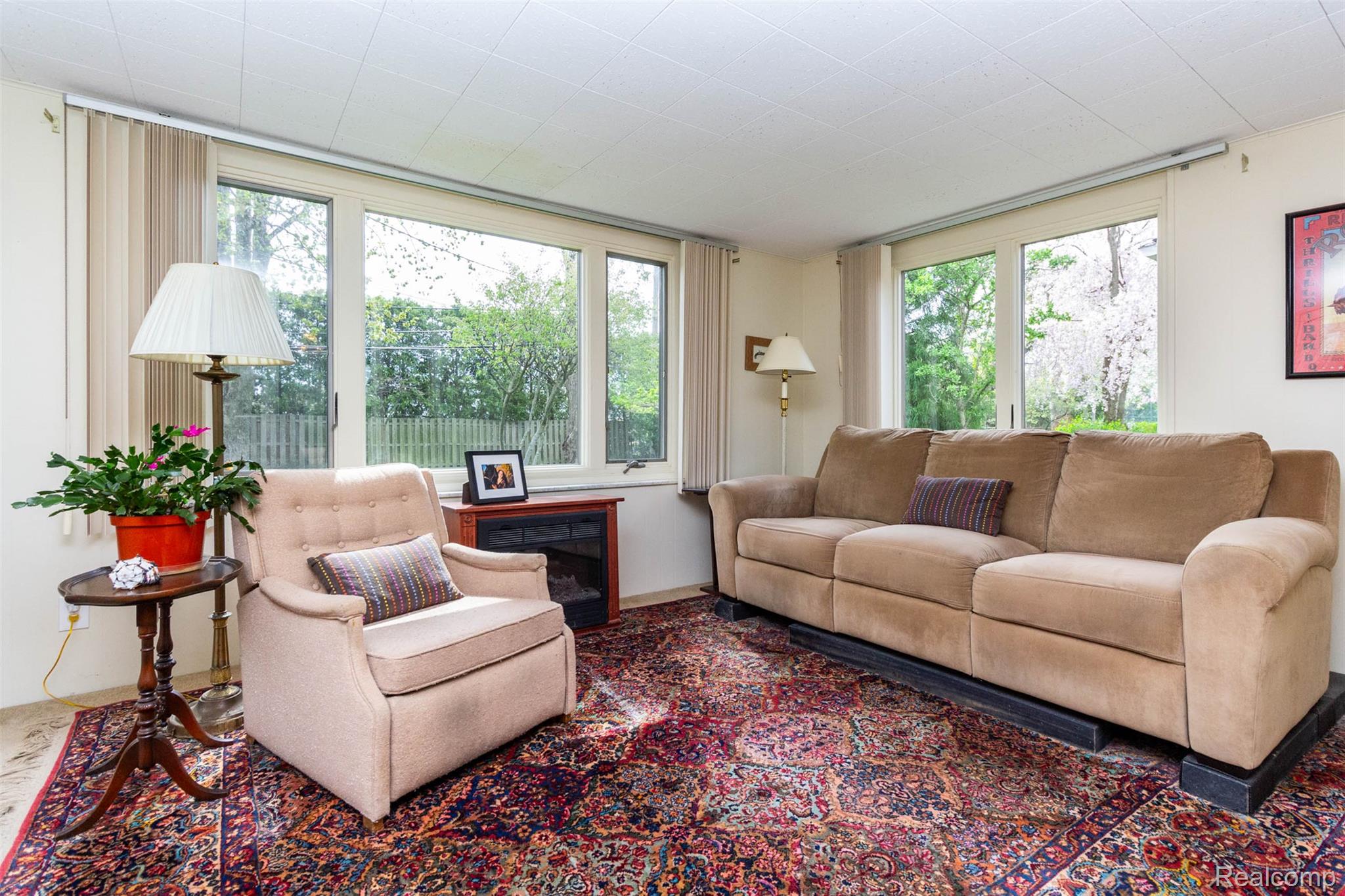 Grosse Pointe Woods City, Michigan 48236, United States, 3 Bedrooms Bedrooms, ,3 BathroomsBathrooms,Residential,Active,135849