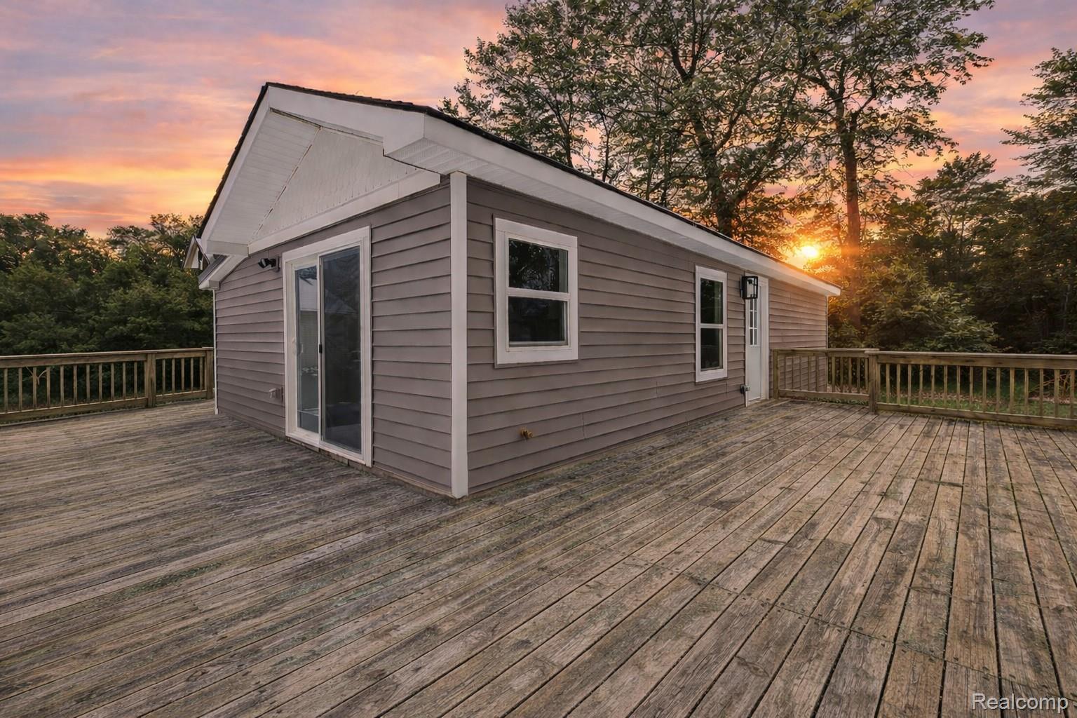 445 Granda Vista Drive