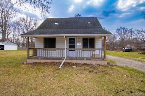 35799 Park Place Romulus City MI 48174