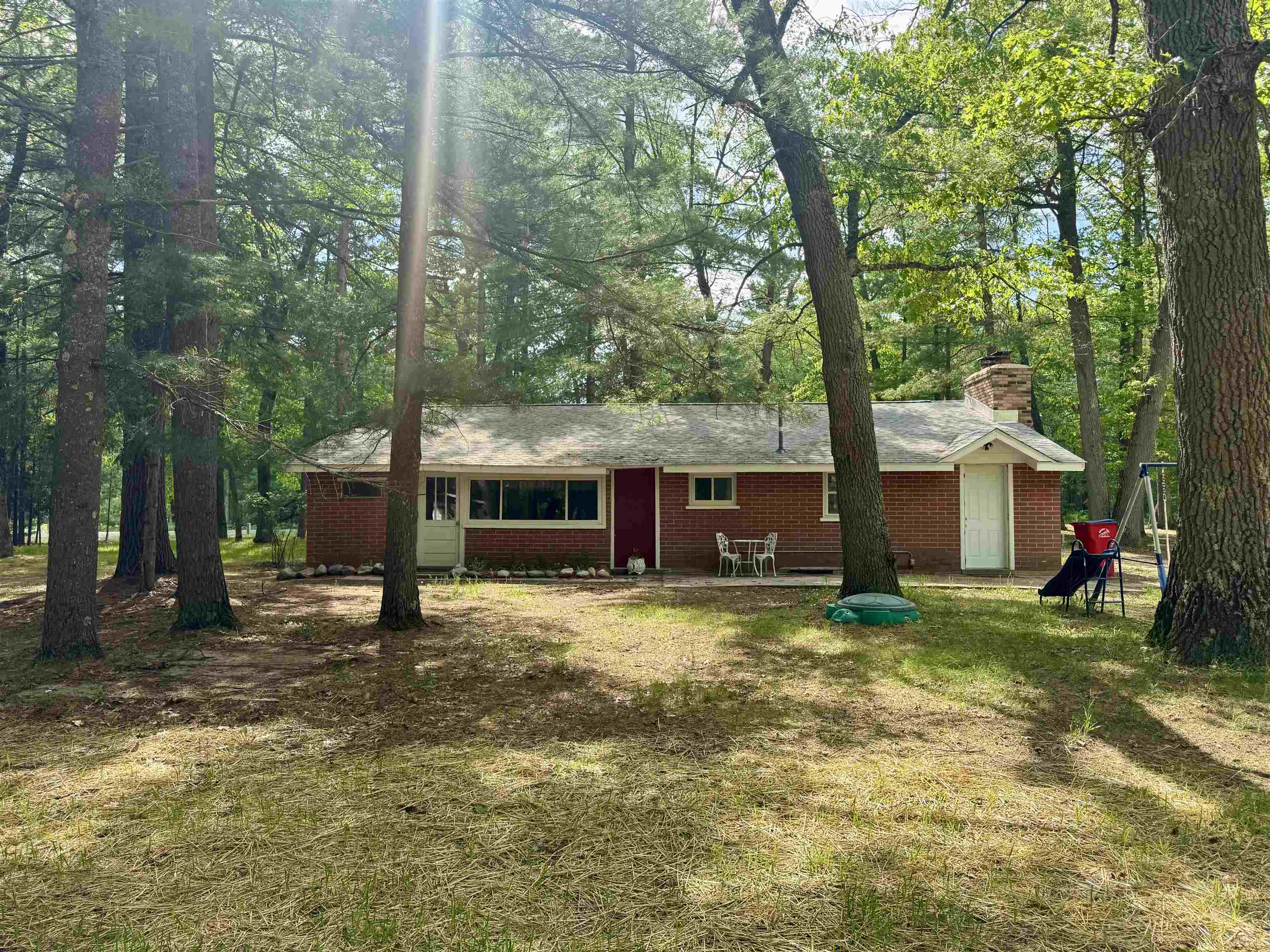 84 N Imperial Drive