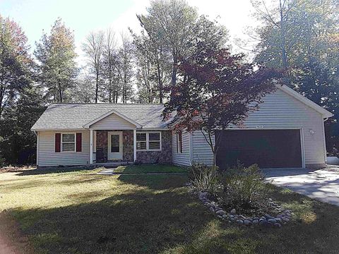 Photo of 7612 Huntington Drive, Oscoda Charter Township, MI 48750 (MLS # 77080066085)