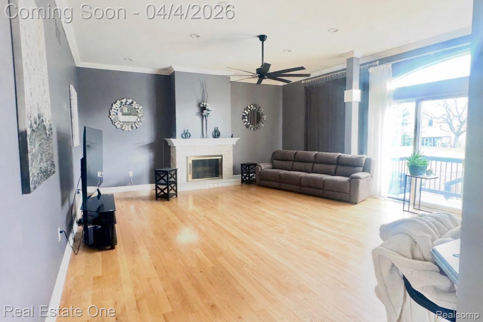 2171 Crystal Drive 28