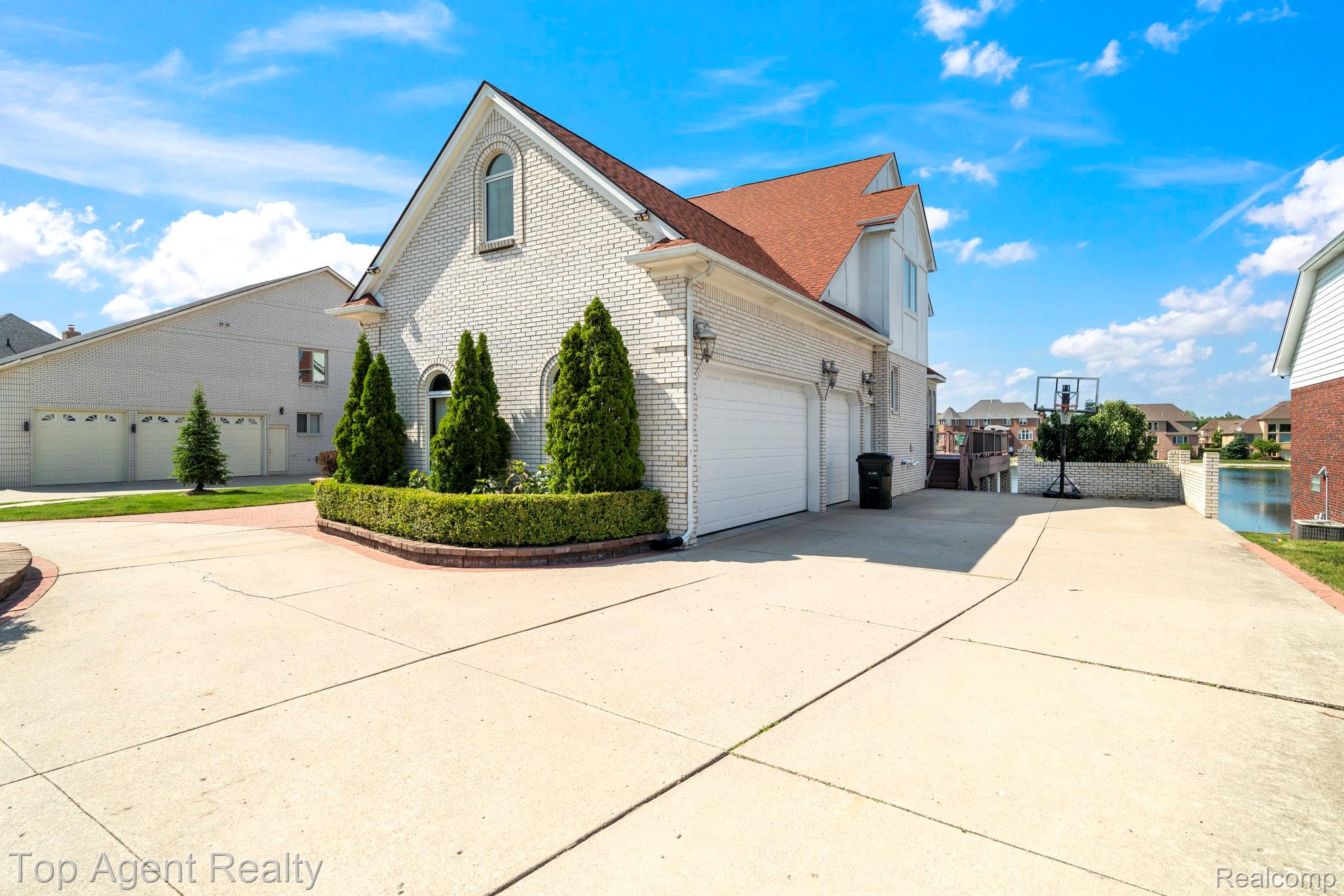 13205 Van Pamel Drive