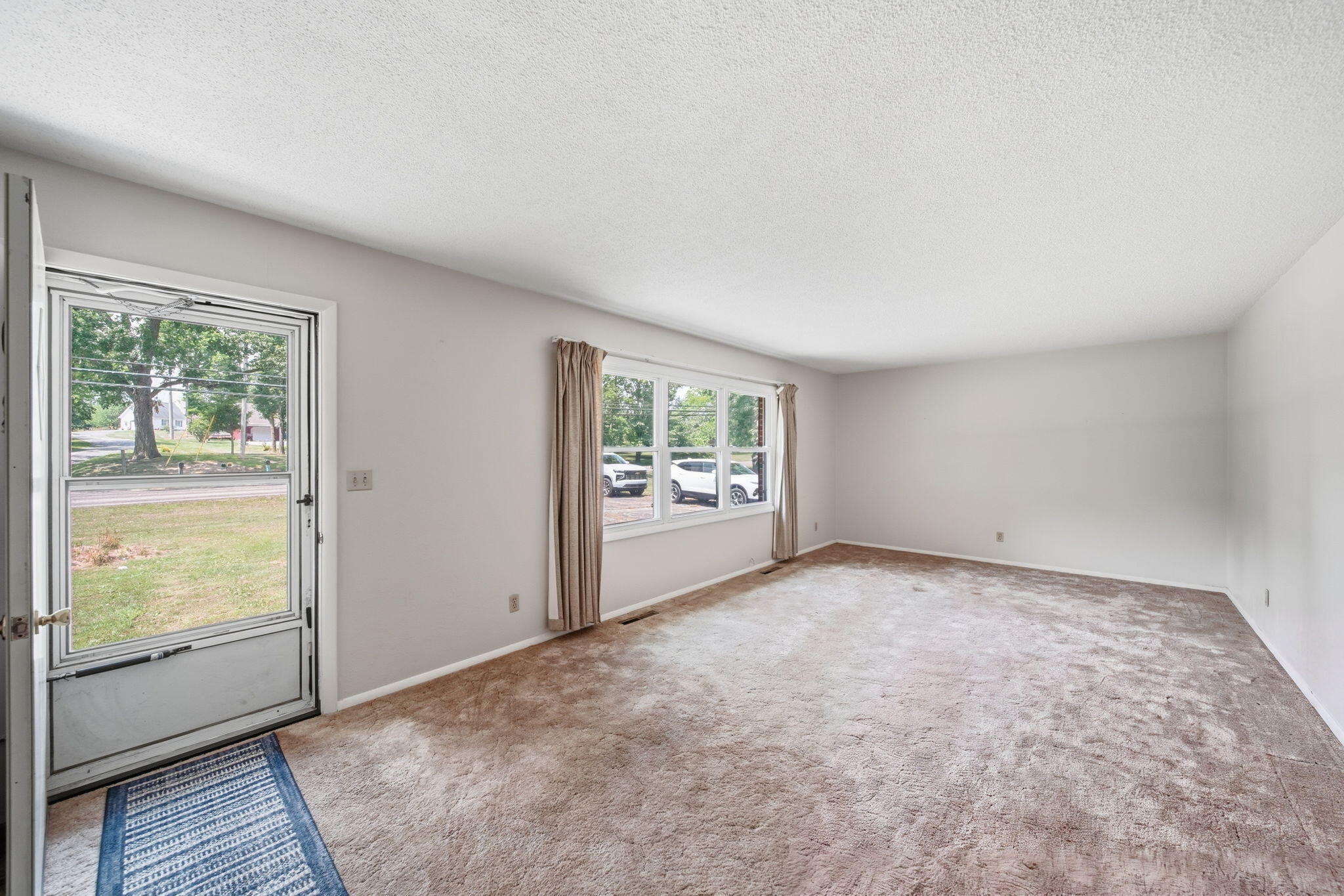 3295 Bent Oak Highway
